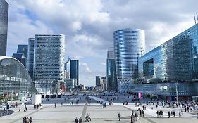 Chambre Proche De La Defense